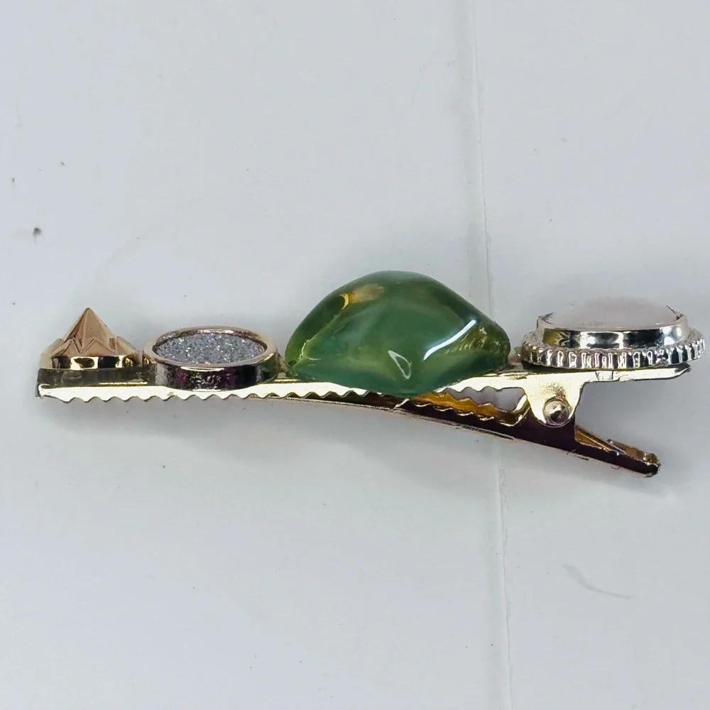 Green & Gold Jeweled Hair Clip – Elegant Textured Accent Barrette